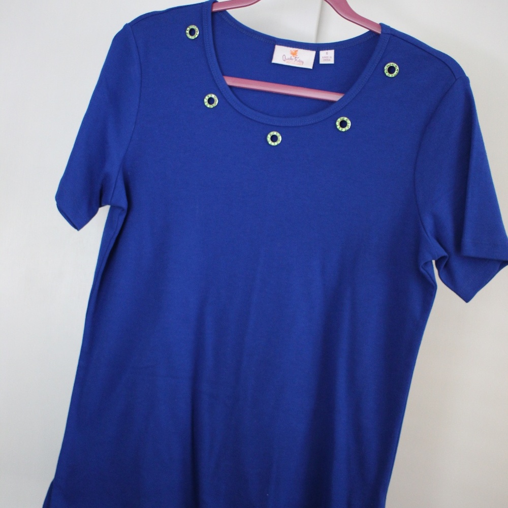 Quacker Factory Blue Tee with Gem Grommets Size S